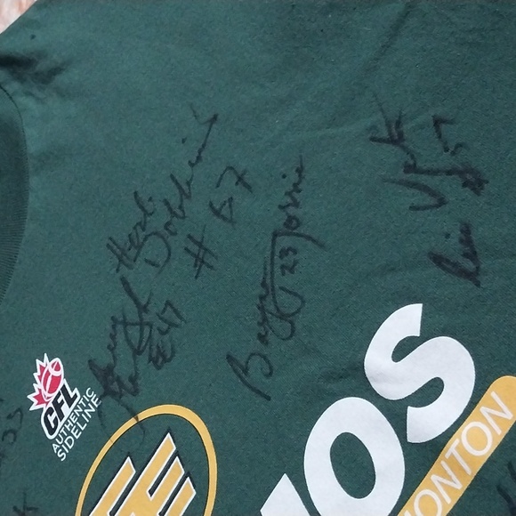 Reebok T-shirt with Eskimos Canadian Team Signature on it sz XL in Green 100%cot - Picture 5 of 7